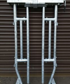 Crush Head Gates: Self-Lock Head Gate