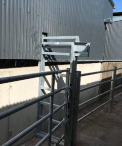 Crush Sliding Back Gate